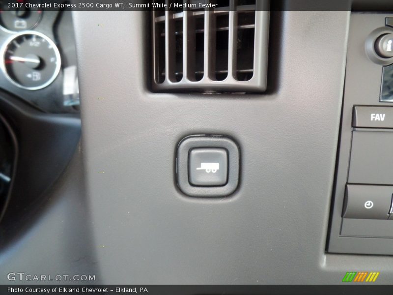 Summit White / Medium Pewter 2017 Chevrolet Express 2500 Cargo WT