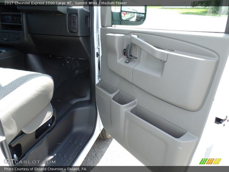 Summit White / Medium Pewter 2017 Chevrolet Express 2500 Cargo WT