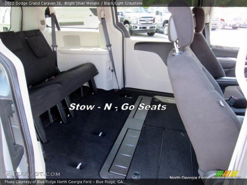 Bright Silver Metallic / Black/Light Graystone 2012 Dodge Grand Caravan SE