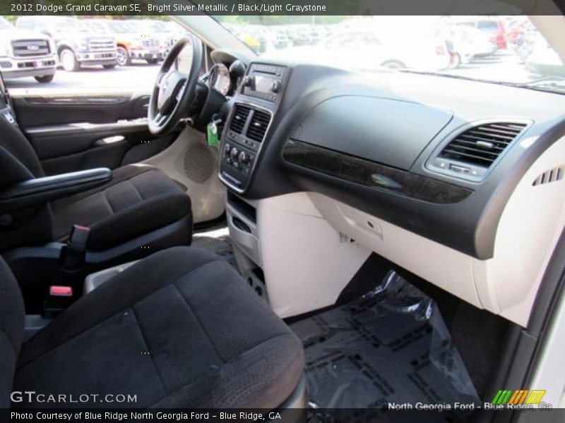Bright Silver Metallic / Black/Light Graystone 2012 Dodge Grand Caravan SE