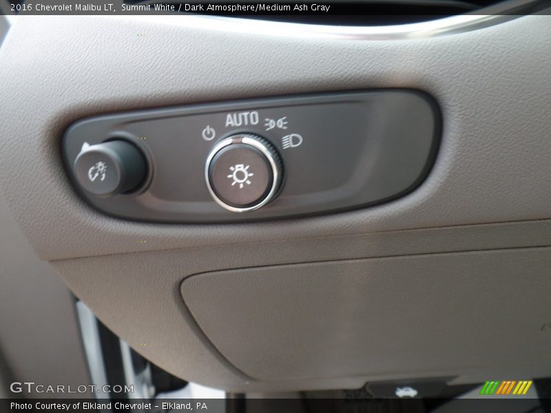 Summit White / Dark Atmosphere/Medium Ash Gray 2016 Chevrolet Malibu LT