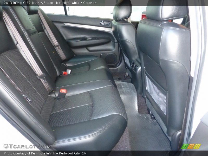 Moonlight White / Graphite 2013 Infiniti G 37 Journey Sedan