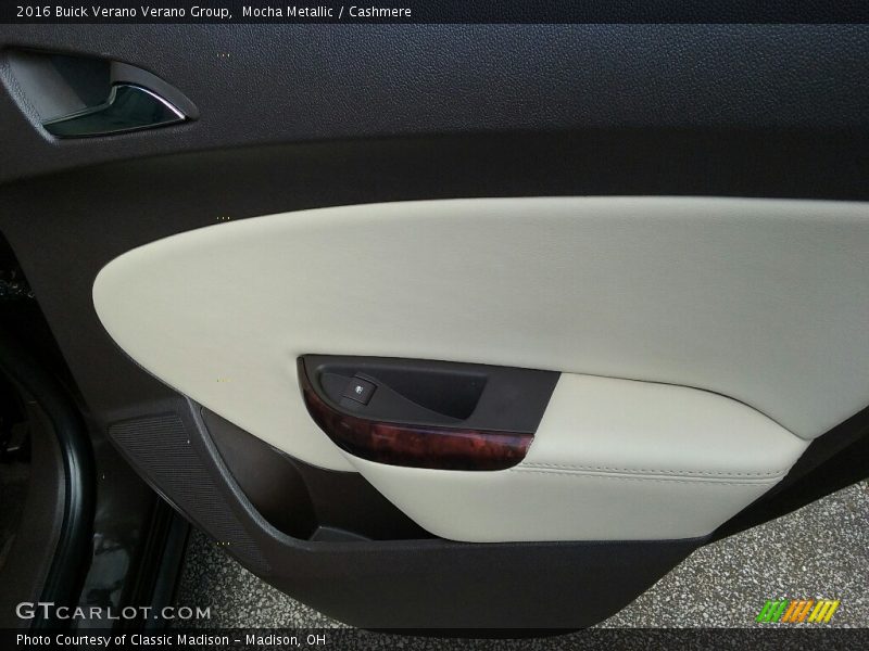 Mocha Metallic / Cashmere 2016 Buick Verano Verano Group