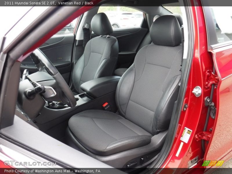 Venetian Red / Black 2011 Hyundai Sonata SE 2.0T