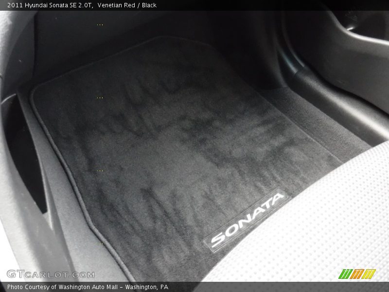 Venetian Red / Black 2011 Hyundai Sonata SE 2.0T
