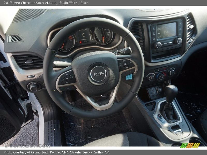 Bright White / Black 2017 Jeep Cherokee Sport Altitude