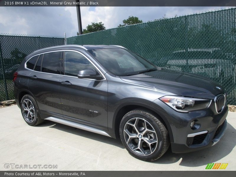 Mineral Grey Metallic / Black 2016 BMW X1 xDrive28i