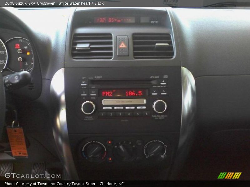 White Water Pearl / Black 2008 Suzuki SX4 Crossover