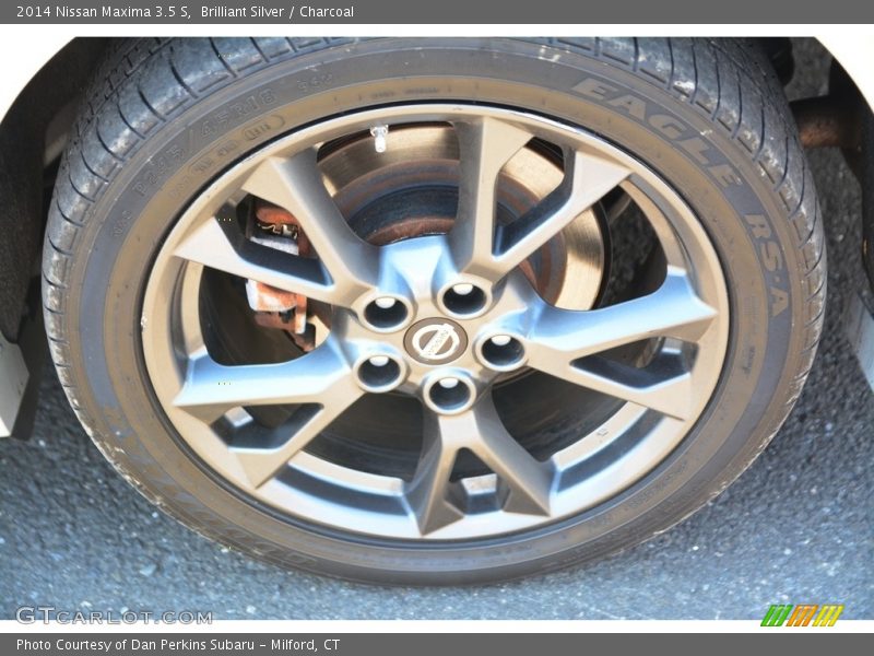 Brilliant Silver / Charcoal 2014 Nissan Maxima 3.5 S