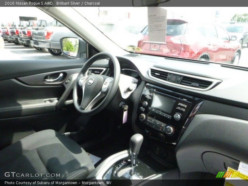 Brilliant Silver / Charcoal 2016 Nissan Rogue S AWD