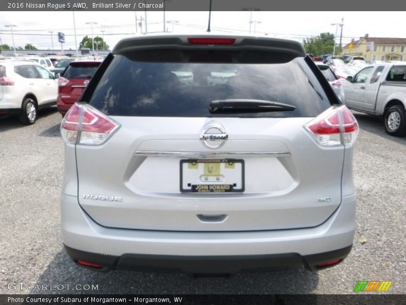 Brilliant Silver / Charcoal 2016 Nissan Rogue S AWD