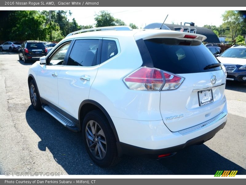 Glacier White / Almond 2016 Nissan Rogue SL AWD
