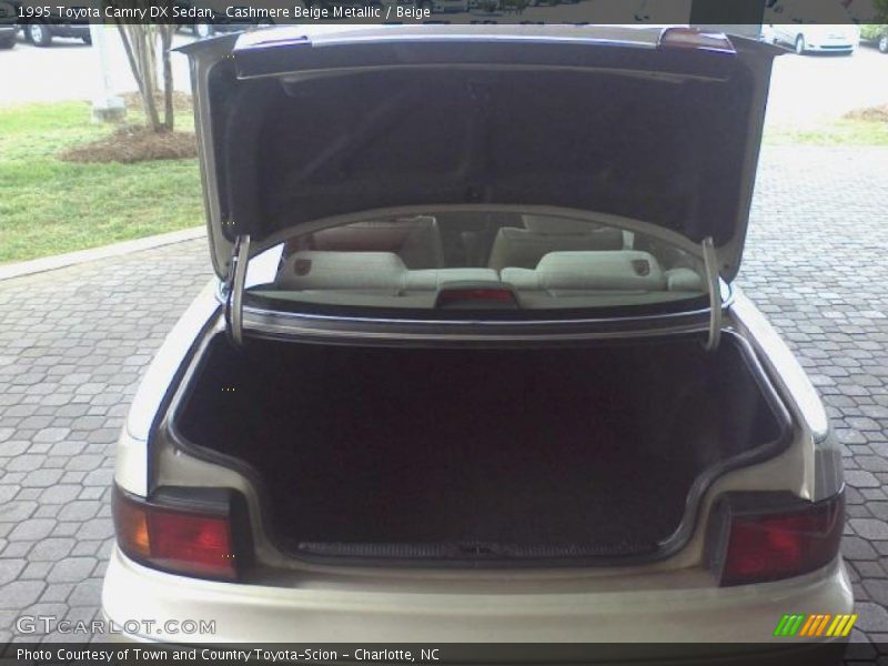 Cashmere Beige Metallic / Beige 1995 Toyota Camry DX Sedan
