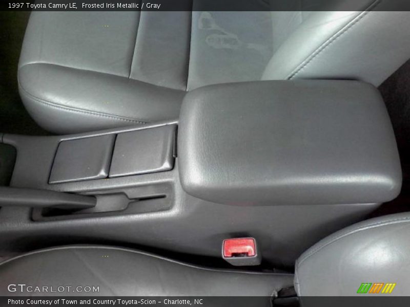 Frosted Iris Metallic / Gray 1997 Toyota Camry LE
