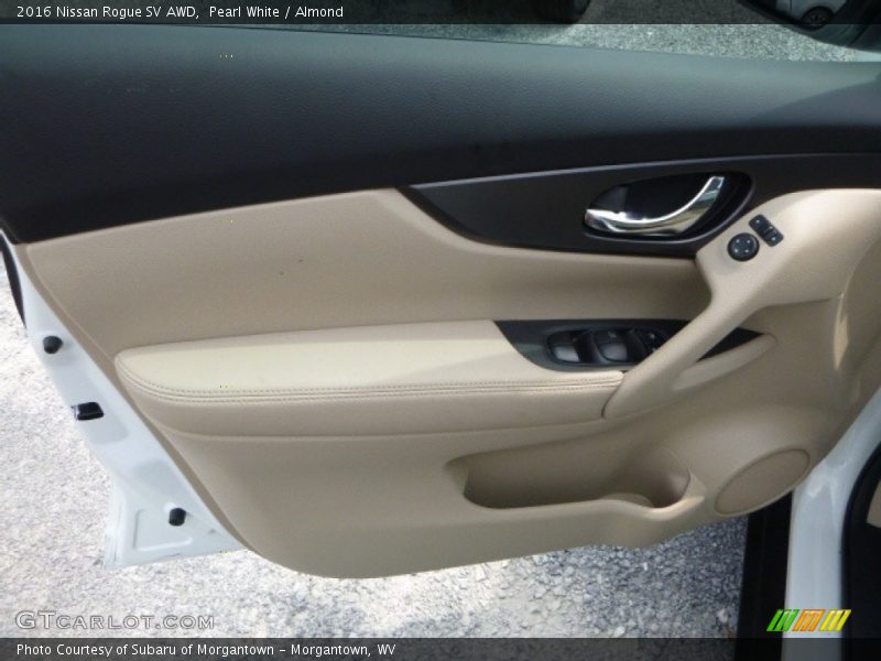 Pearl White / Almond 2016 Nissan Rogue SV AWD