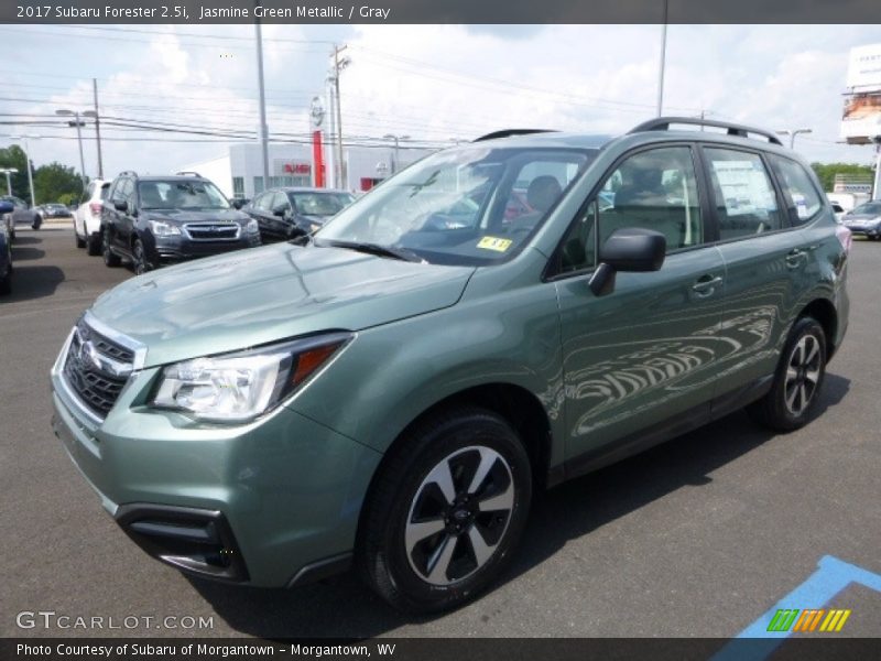 Jasmine Green Metallic / Gray 2017 Subaru Forester 2.5i