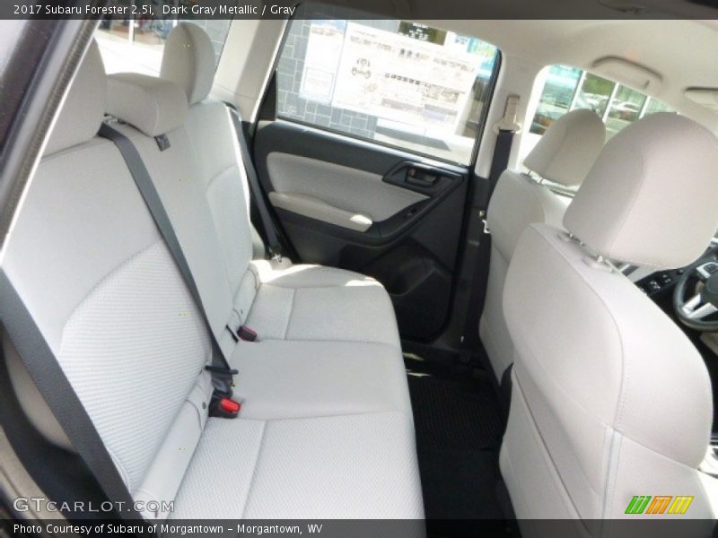 Dark Gray Metallic / Gray 2017 Subaru Forester 2.5i