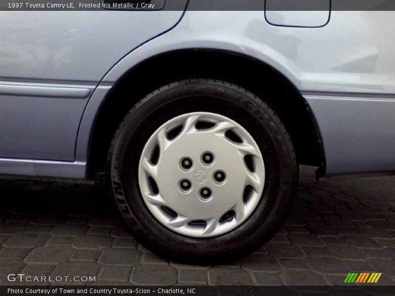 Frosted Iris Metallic / Gray 1997 Toyota Camry LE