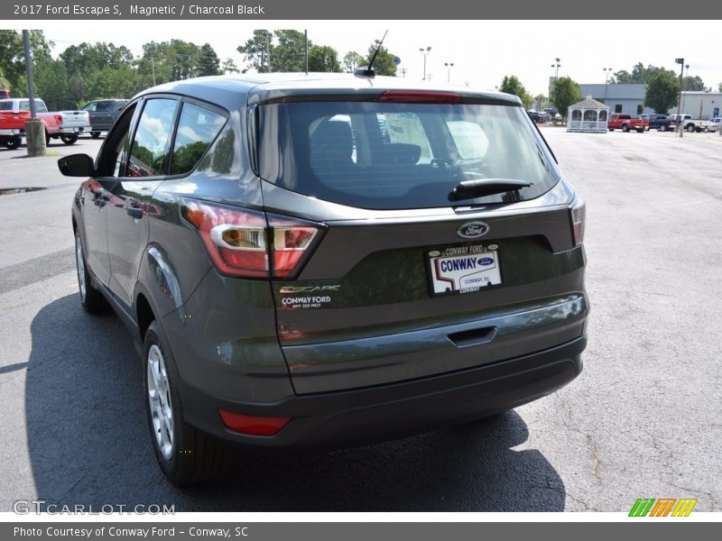 Magnetic / Charcoal Black 2017 Ford Escape S
