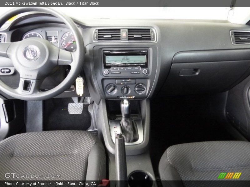 Black / Titan Black 2011 Volkswagen Jetta S Sedan
