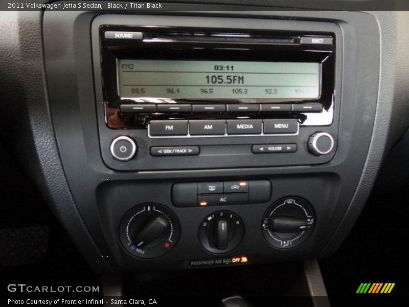 Black / Titan Black 2011 Volkswagen Jetta S Sedan