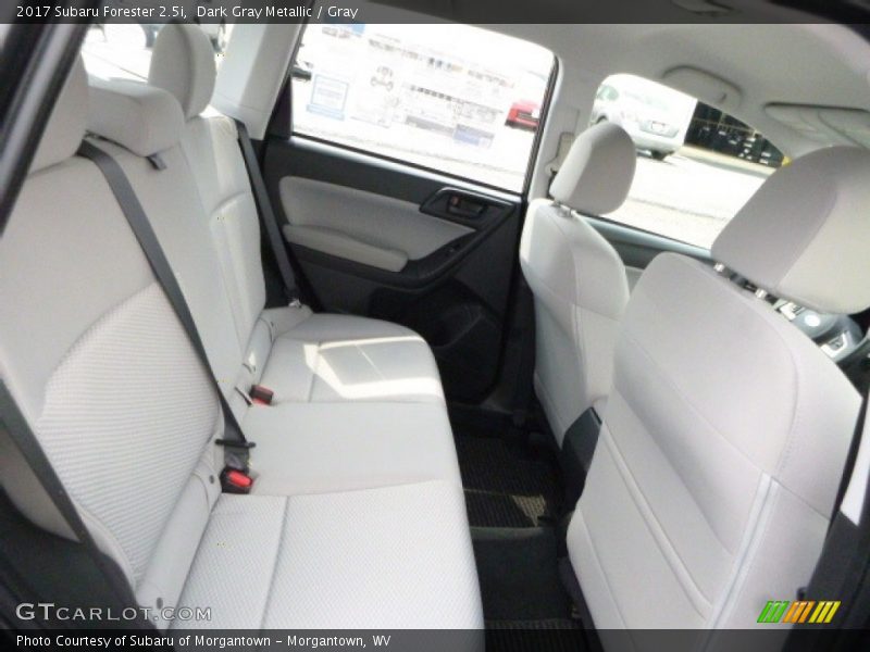 Dark Gray Metallic / Gray 2017 Subaru Forester 2.5i