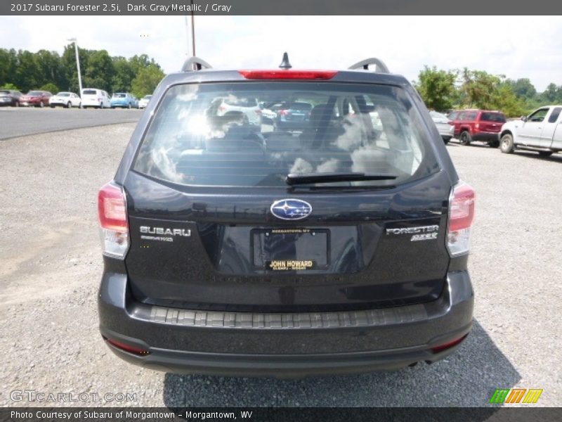 Dark Gray Metallic / Gray 2017 Subaru Forester 2.5i
