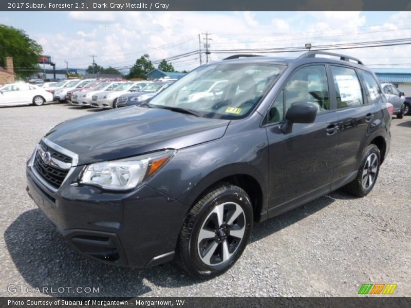 Dark Gray Metallic / Gray 2017 Subaru Forester 2.5i