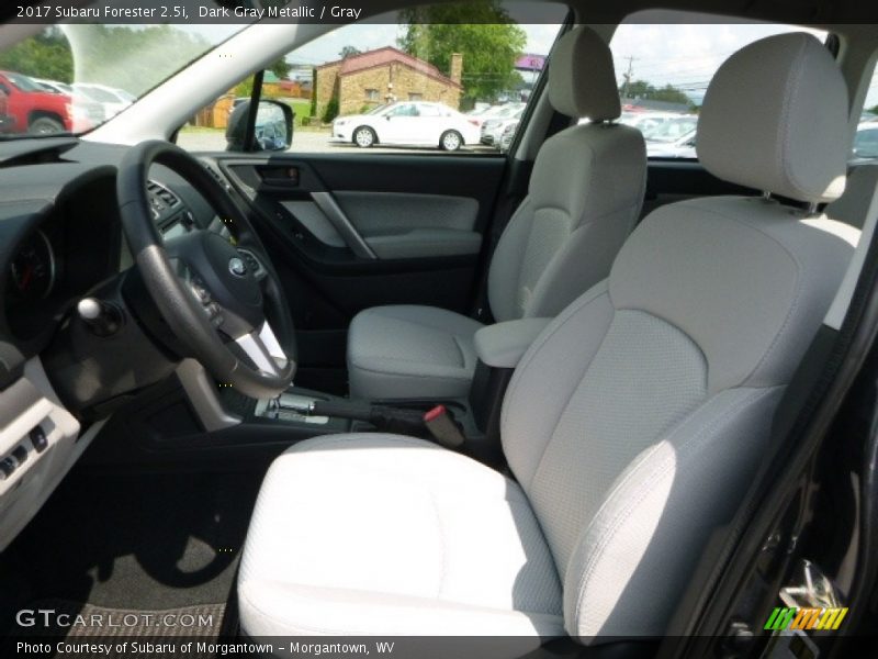 Dark Gray Metallic / Gray 2017 Subaru Forester 2.5i