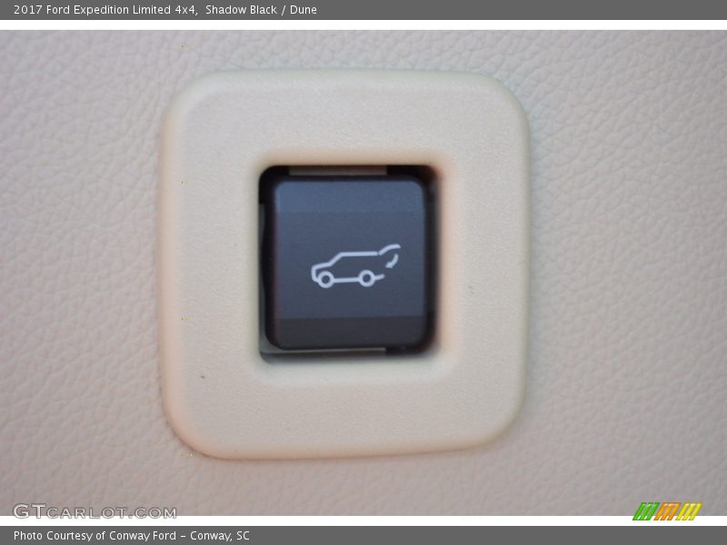 Shadow Black / Dune 2017 Ford Expedition Limited 4x4