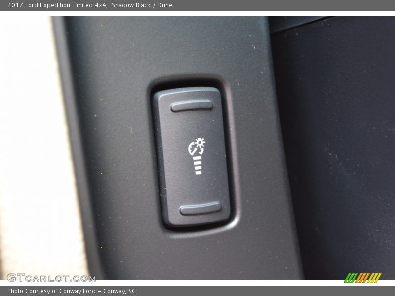 Shadow Black / Dune 2017 Ford Expedition Limited 4x4