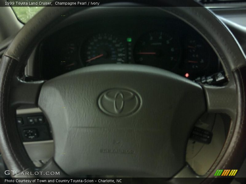 Champagne Pearl / Ivory 1999 Toyota Land Cruiser