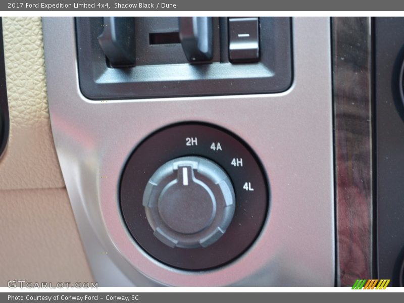 Shadow Black / Dune 2017 Ford Expedition Limited 4x4