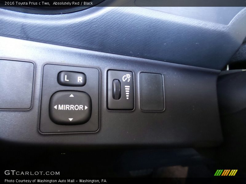 Absolutely Red / Black 2016 Toyota Prius c Two