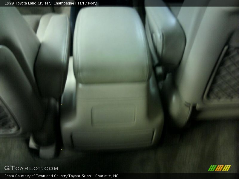 Champagne Pearl / Ivory 1999 Toyota Land Cruiser