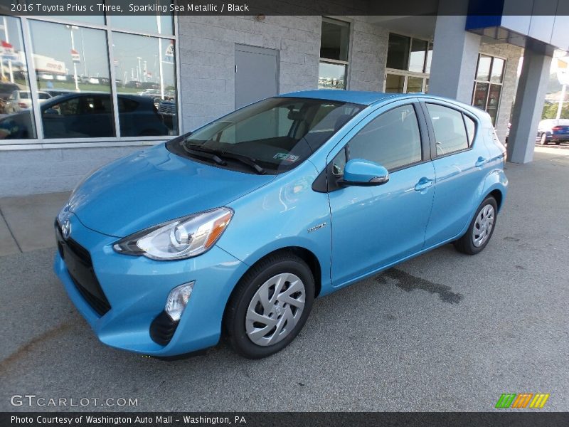 Sparkling Sea Metallic / Black 2016 Toyota Prius c Three