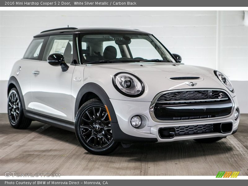 Front 3/4 View of 2016 Hardtop Cooper S 2 Door