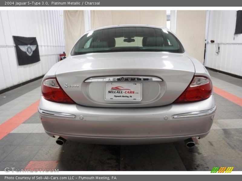 Platinum Metallic / Charcoal 2004 Jaguar S-Type 3.0
