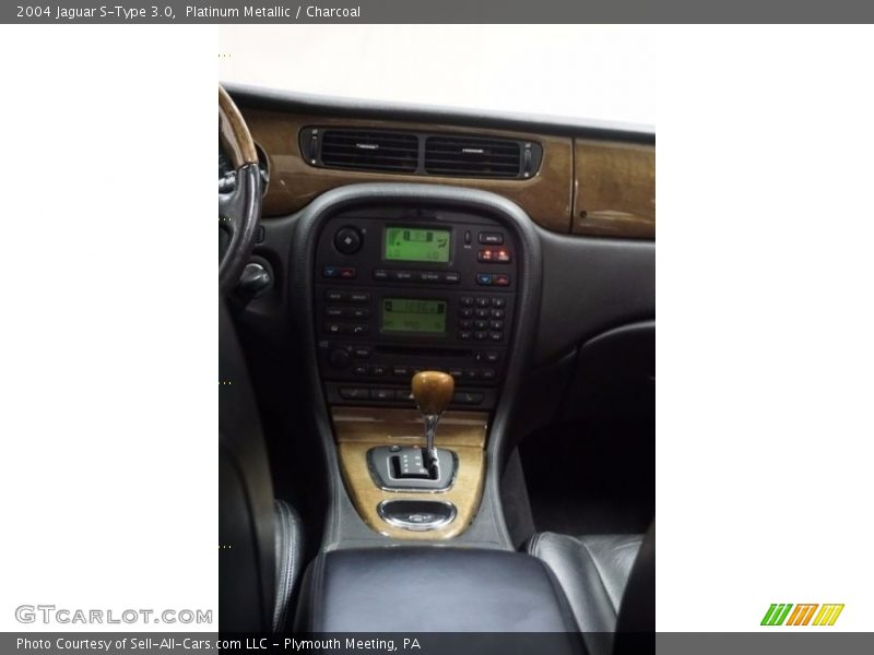 Platinum Metallic / Charcoal 2004 Jaguar S-Type 3.0