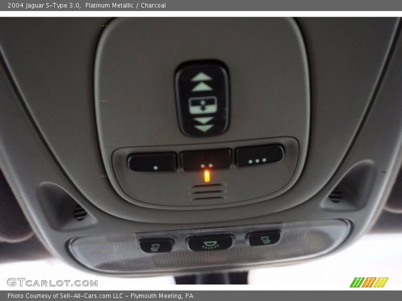 Platinum Metallic / Charcoal 2004 Jaguar S-Type 3.0