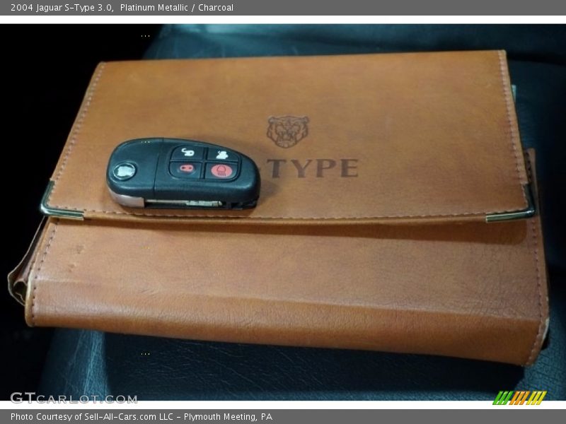Platinum Metallic / Charcoal 2004 Jaguar S-Type 3.0