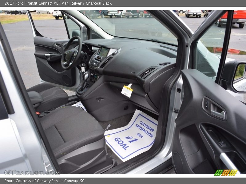 Dashboard of 2017 Transit Connect XLT Van