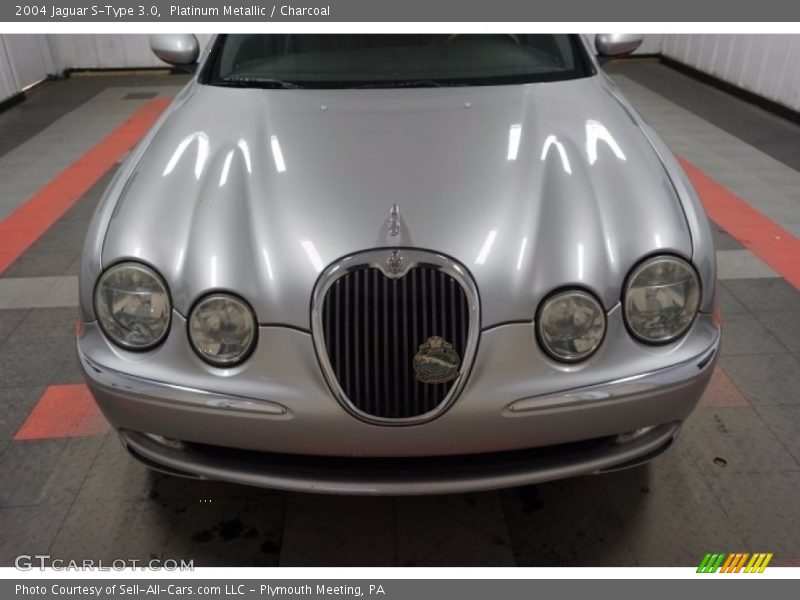 Platinum Metallic / Charcoal 2004 Jaguar S-Type 3.0