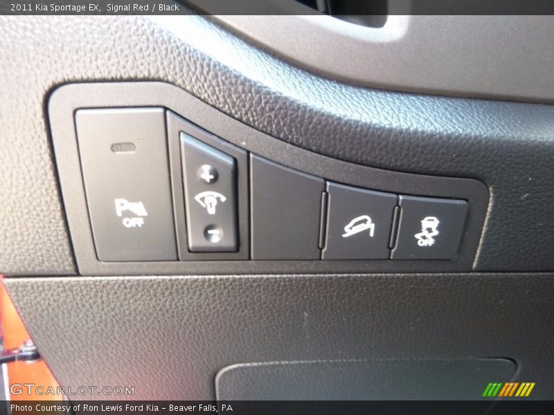Signal Red / Black 2011 Kia Sportage EX