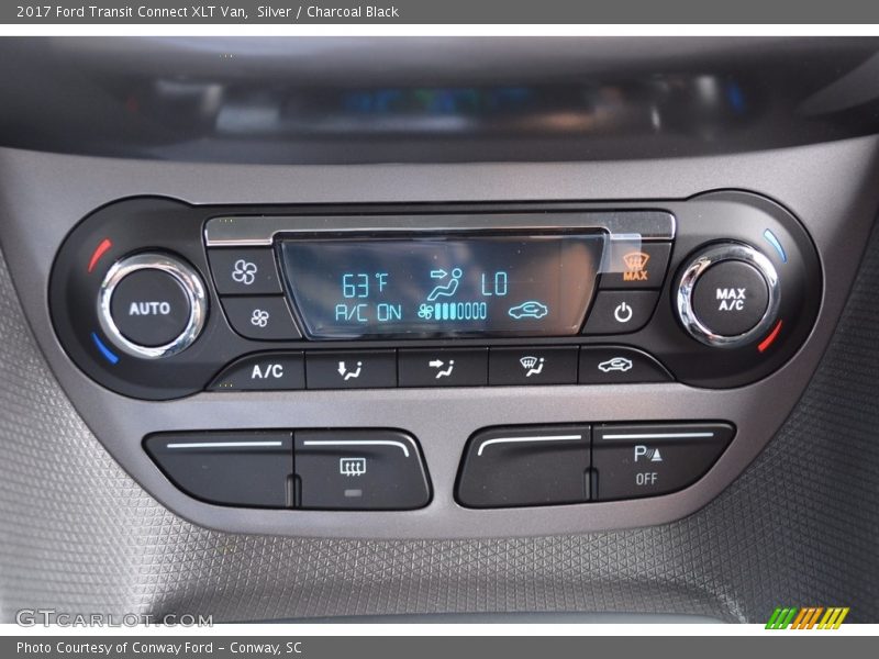 Controls of 2017 Transit Connect XLT Van
