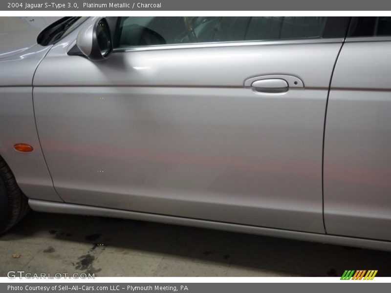 Platinum Metallic / Charcoal 2004 Jaguar S-Type 3.0