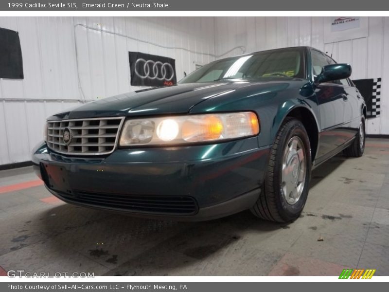 Emerald Green / Neutral Shale 1999 Cadillac Seville SLS