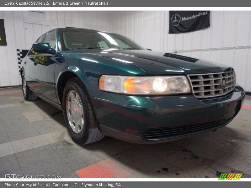 Emerald Green / Neutral Shale 1999 Cadillac Seville SLS