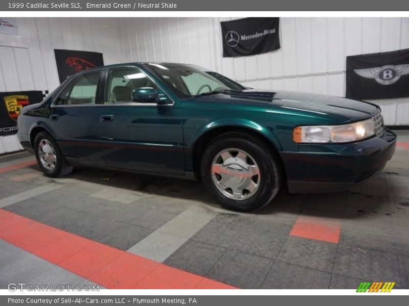 Emerald Green / Neutral Shale 1999 Cadillac Seville SLS