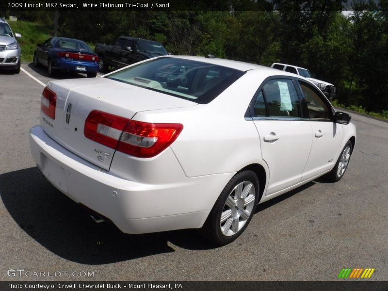 White Platinum Tri-Coat / Sand 2009 Lincoln MKZ Sedan